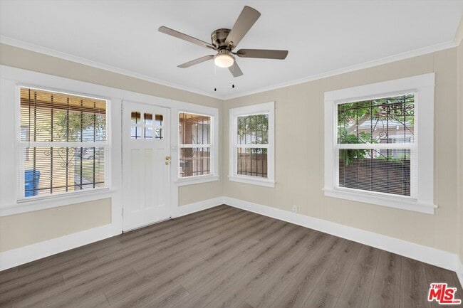 Photo - 5008 S Wilton Pl