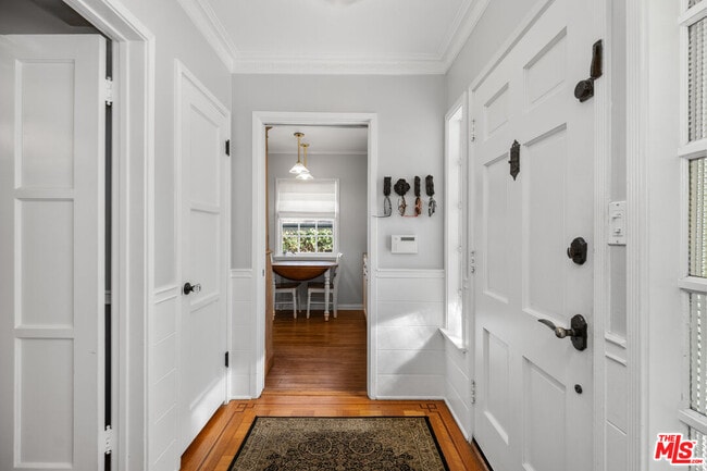 Photo - 9031 David Ave