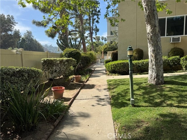Photo - 11138 Aqua Vista St