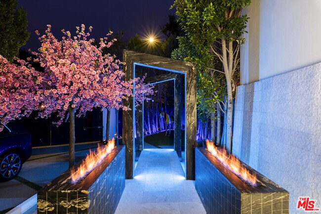 Photo - 9818 Hythe Ct