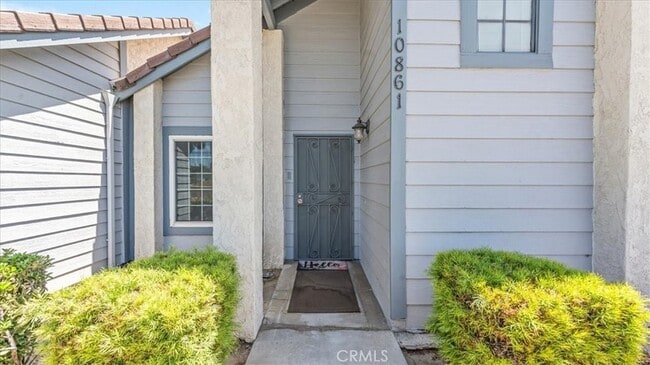 Photo - 10861 Mountain View Ave