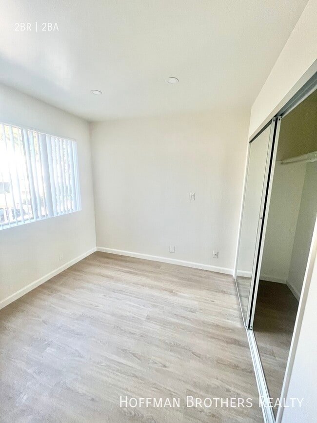 Photo - 860 S Ardmore Ave Unit 308