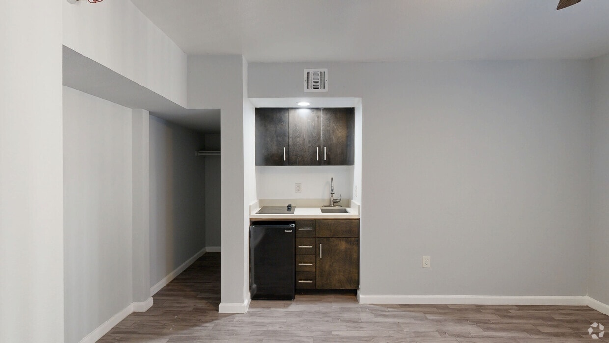 3D Tour - Commodore Regency Apartments