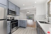 Photo - 641 N Irving Blvd Condo