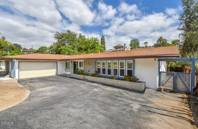 Building Photo - 1340 Doremus Rd
