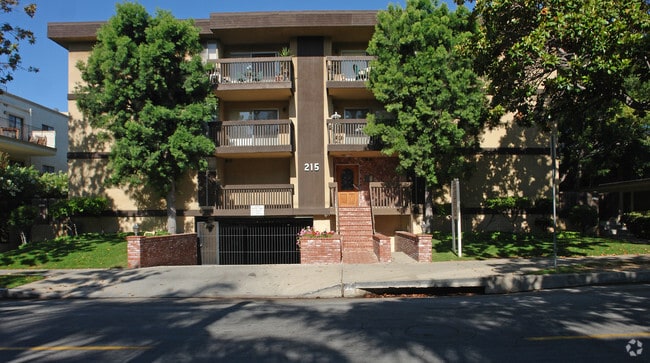 Building Photo - Madison Luxury Apartments