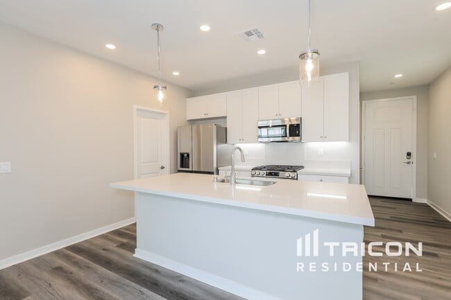 Photo - 31567 Hans Dr