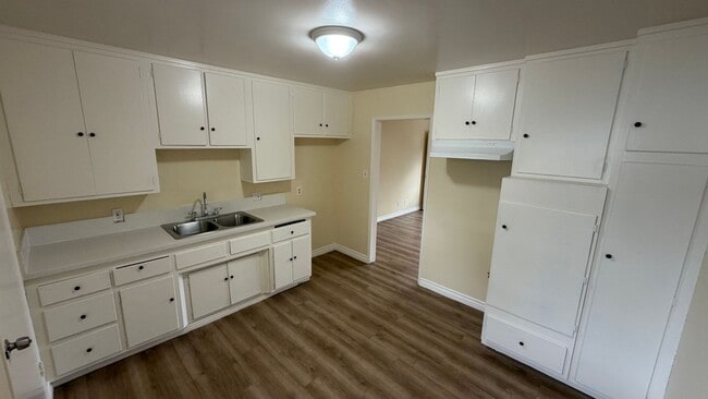 Photo - 159th Unit 4624.5