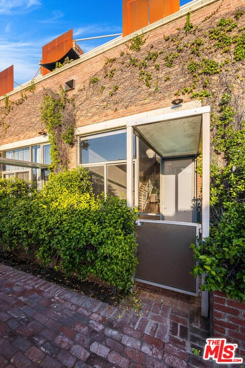 Photo - 1850 Industrial St Unit 106