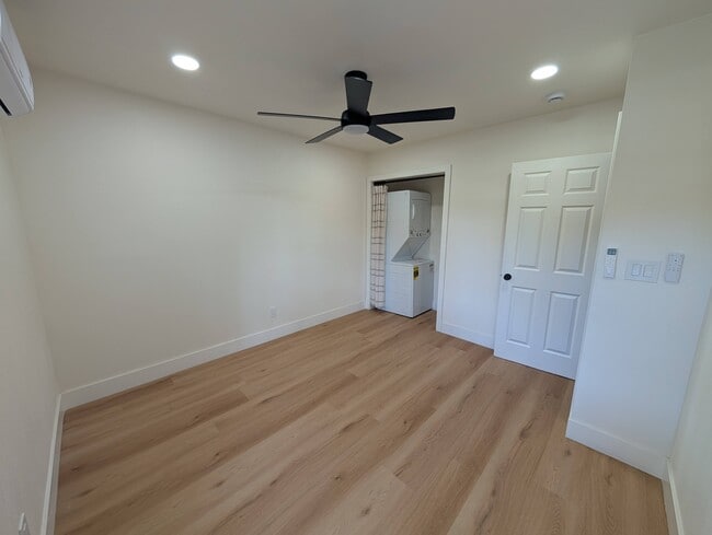 Room 1 - 1050 La Mirada St Unit A