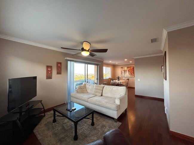 Photo - Rent Today!! Stunning 3-Bedroom Condo with...