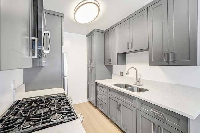 Photo - 844 5th St Unit I