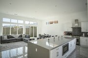 Photo - 825 Fountain Dr