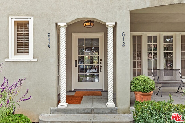 Photo - 614 Beachwood Dr