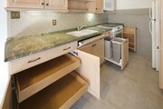 Pull out drawers, granite counter tops - 250 Linden Ave Unit 208