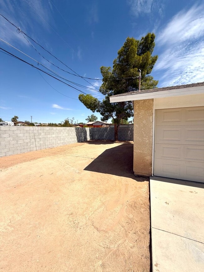 Photo - Inviting 3 Bedroom 2 Bathroom Home