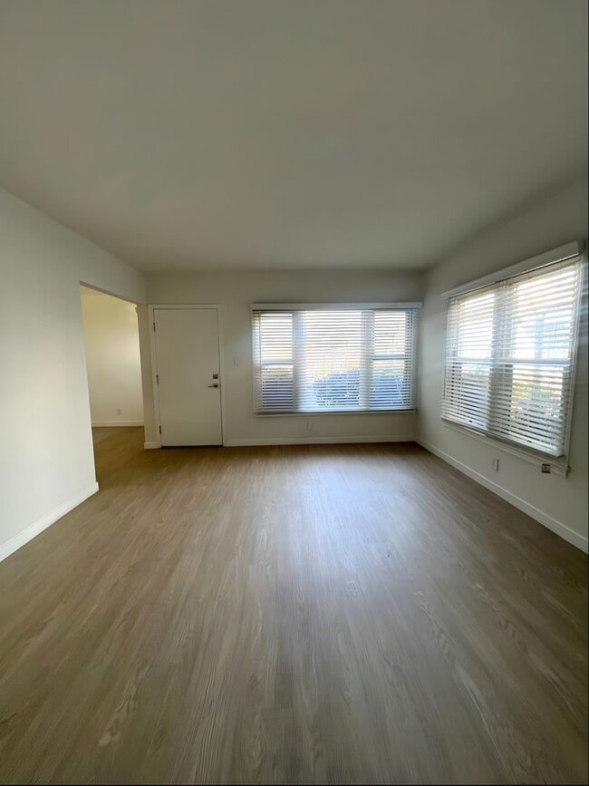 Photo - 5760 Morley St Unit a