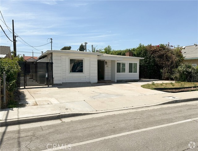 Building Photo - 3427 Burton Ave Rental