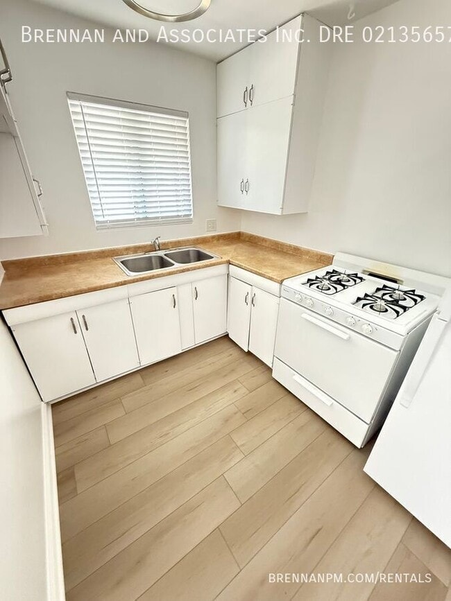 Photo - 4217 1/2 3rd Ave.-