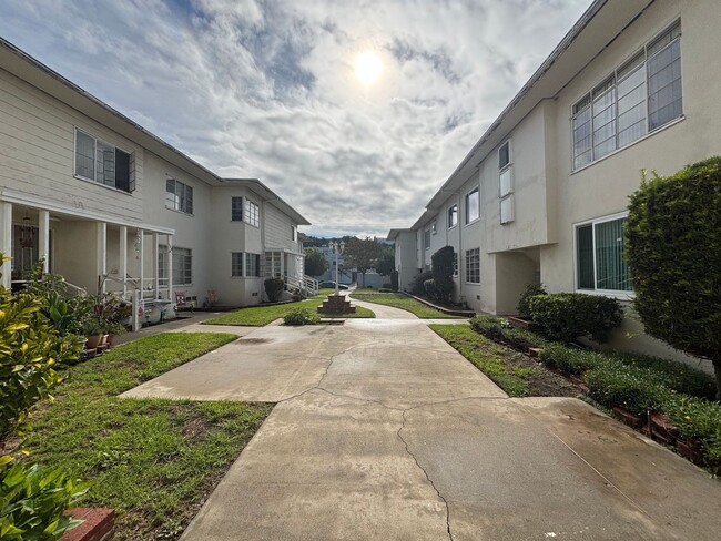 Photo - Chevy Chase, 719-729 Unit 719 #C