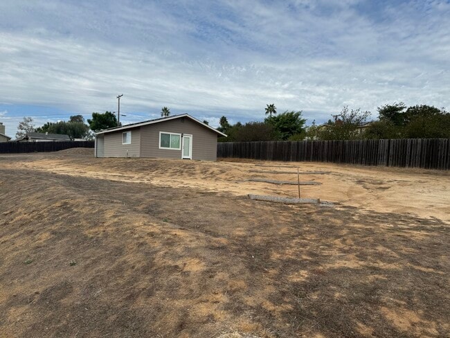 Photo - 1129 Via Estrellada