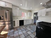 Photo - 1741 Mission St