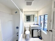Photo - 701 W 30th St Unit 102