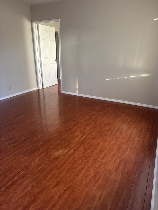 Photo - 1145 E Wilson Ave Unit 1