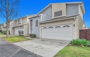 Photo - Luxurious 2-Bedroom Townhome with Loft in ...