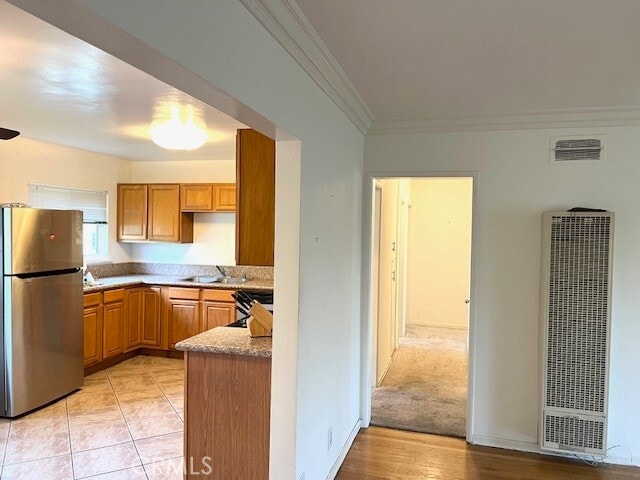 Photo - 5851 Woodman Ave