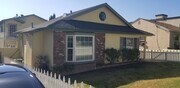 Photo - 2242 Mira Vista Ave House Unit Front