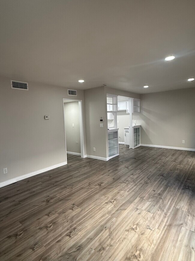 Photo - 10687 Wilkins Ave Unit 1