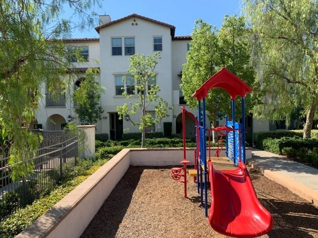 Photo - 2.0 bedroom in Azusa California 91702 Unit C