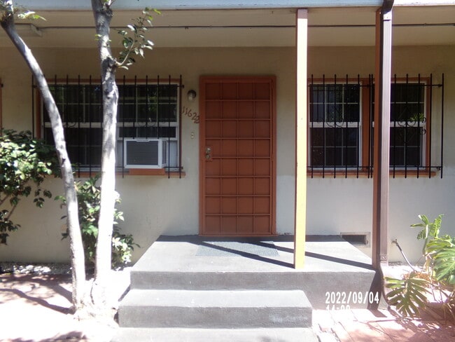 Building Photo - 11618 Riverside Dr