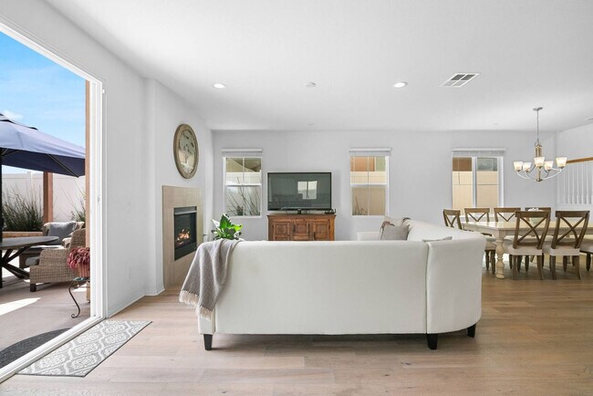 Photo - 7264 Wembley St Unit SI FL1-ID1559828P