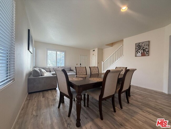 Photo - 719 E Ave Q10