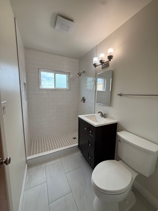 Photo - 1072 Lincoln Ave Unit 1072