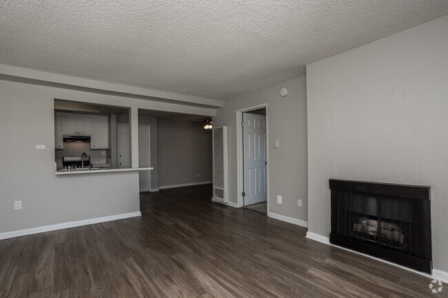 1BR, 1BA - 620 SF - Villa Tramonti