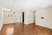 Photo - 7750 Stalmer St
