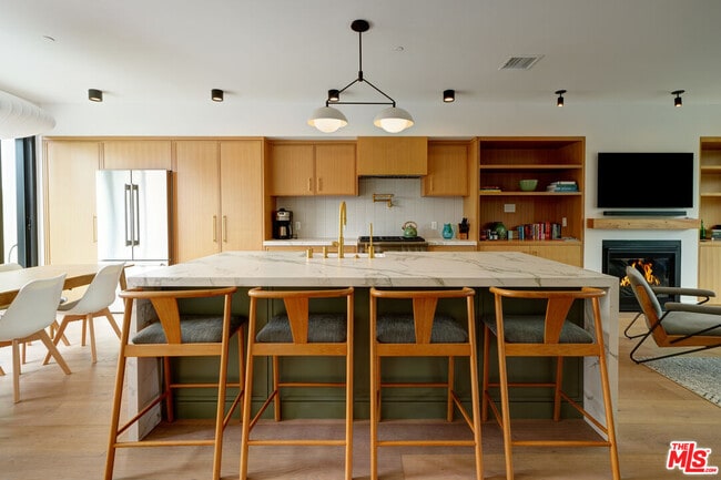 Photo - 6208 Tapia Dr Unit B