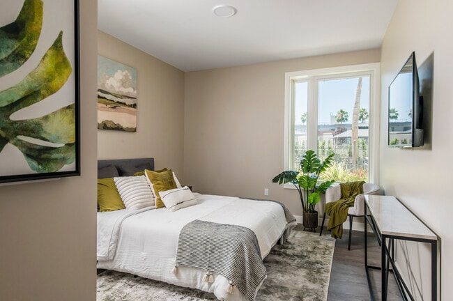 Photo - Arista Glendale