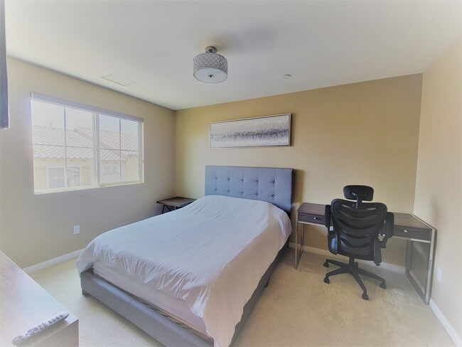 Photo - 335 N Edenfield Ave