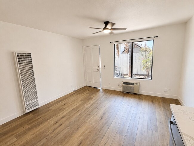 Photo - 4218 46th St Unit 10