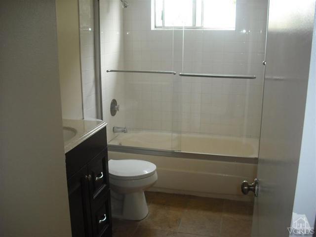 Photo - 779 Halyard St