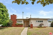 Photo - 7377 W 88th St House