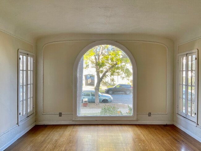 Photo - 1017 Meadowbrook Ave