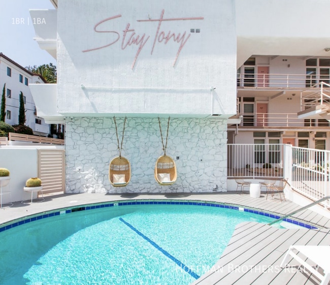 Photo - 6871 Franklin Ave Unit 205