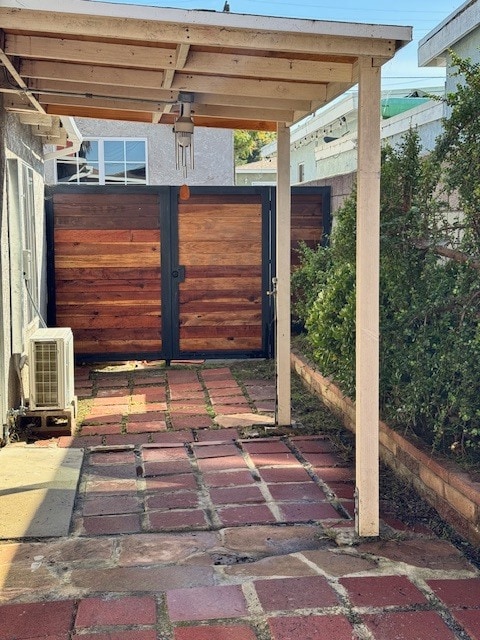 Photo - 4701 1/2 W 168th St