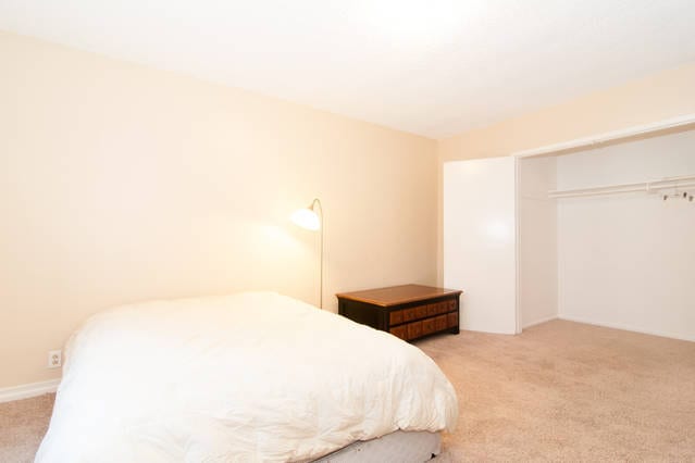 Photo - 640 Elm