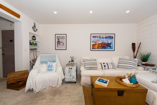 Photo - 28121 Highridge Rd Unit 305